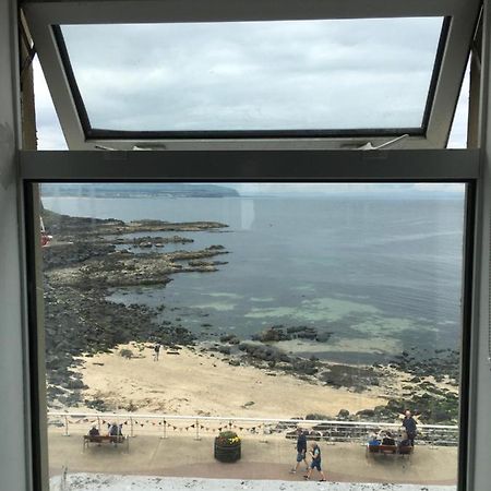 On The Prom Aparthotel Portstewart Eksteriør bilde